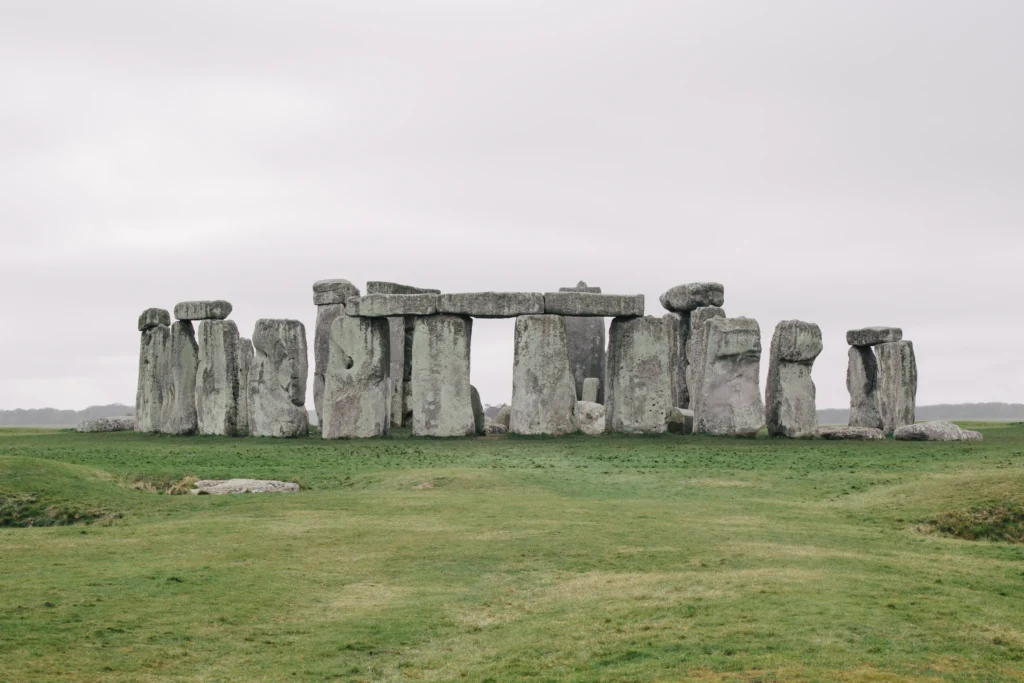 stonehenge-day-tour-6-hours