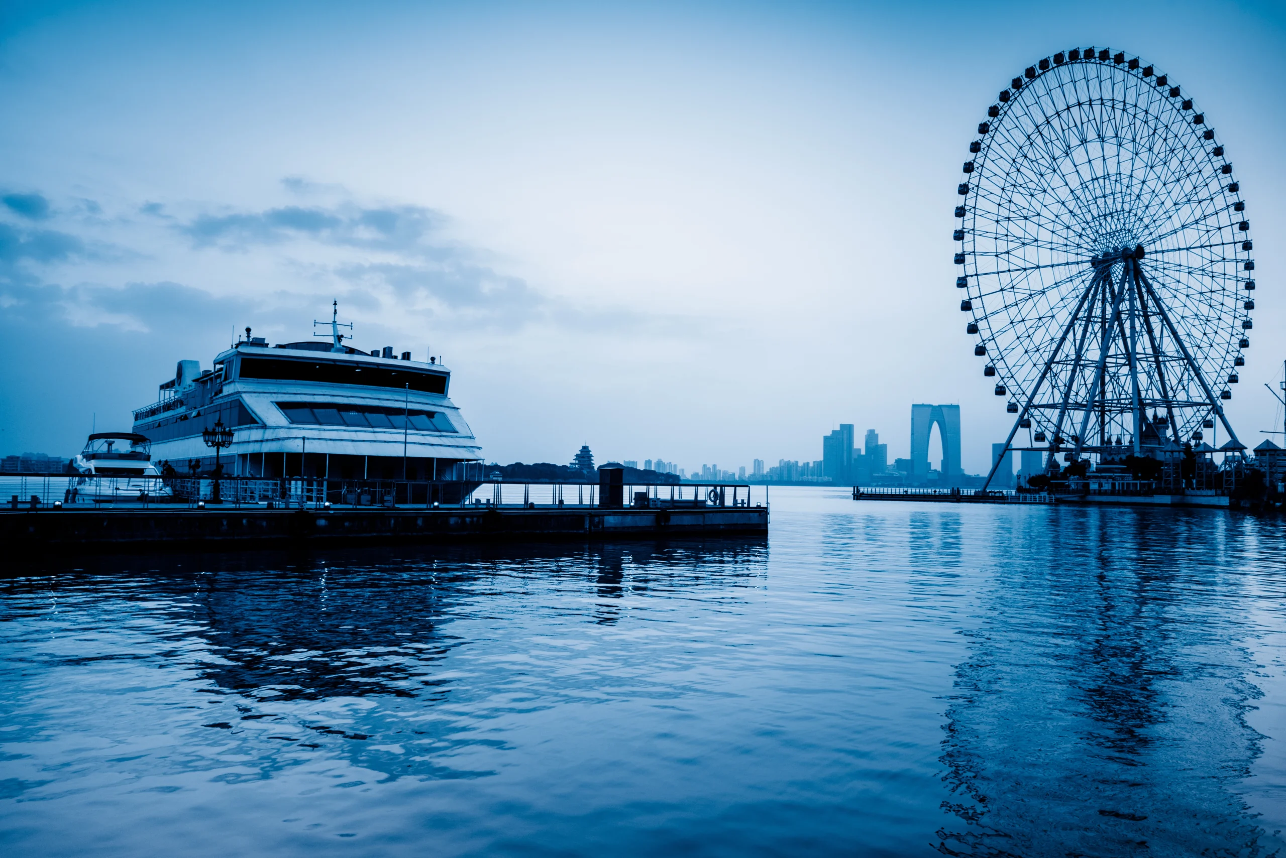 thames-river-cruise-see-london-from-the-water