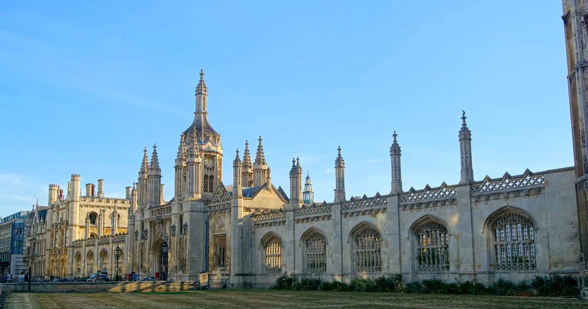 King's College Cambridge at golden hour, Cambridge private day tour from London with Chauffeurz